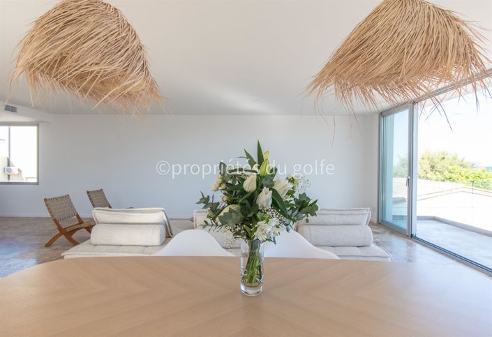 Image No.9-4 Bed House for sale