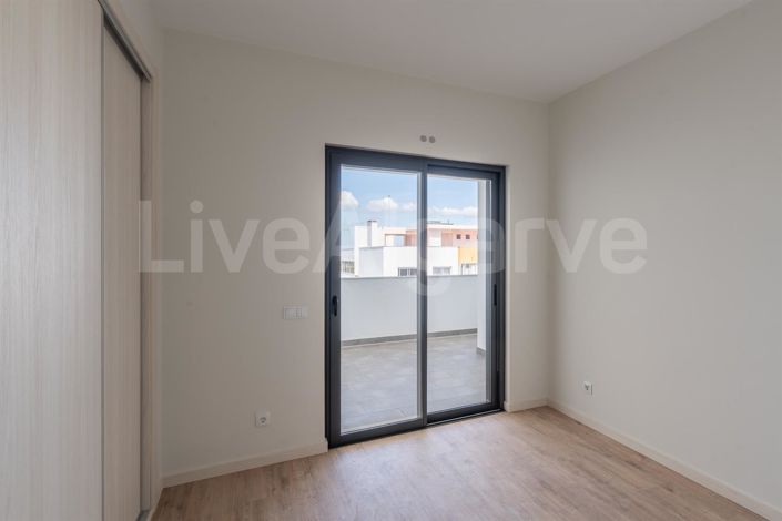 Image No.14-4 Bed Apartment for sale