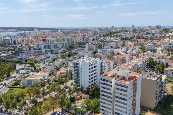 Image No.27-4 Bed Apartment for sale