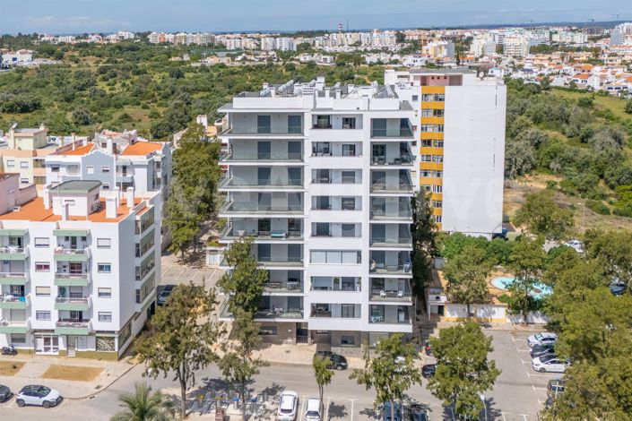 Image No.3-4 Bed Apartment for sale