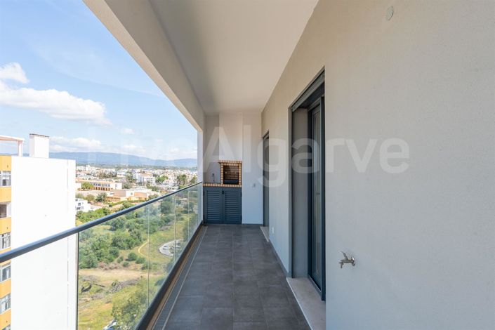 Image No.8-4 Bed Apartment for sale