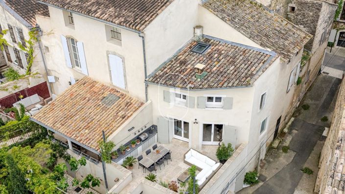 Image No.1-Maison de 3 chambres à vendre à Lourmarin