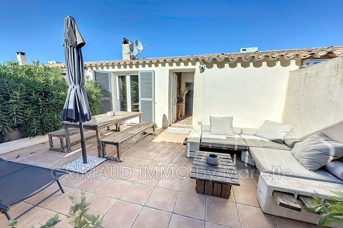 Image No.1-4 Bed House for sale