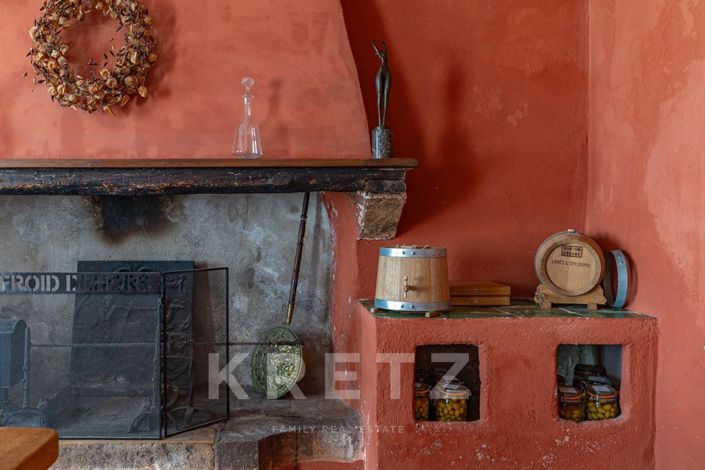 Image No.12-4 Bed Property for sale