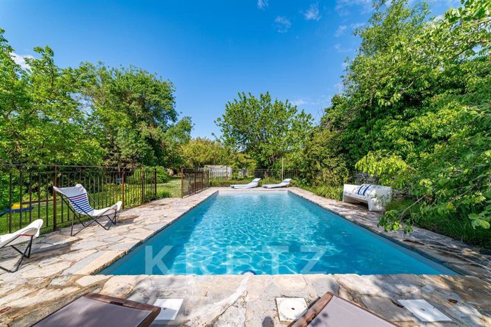 Image No.2-4 Bed Property for sale