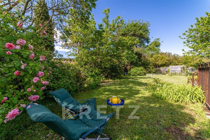 Image No.9-4 Bed Property for sale