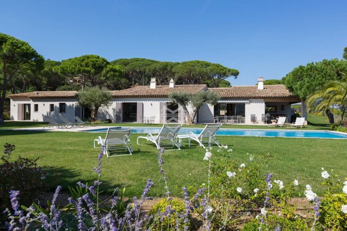 Image No.1-5 Bed House for sale