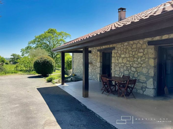 Image No.1-4 Bed House for sale