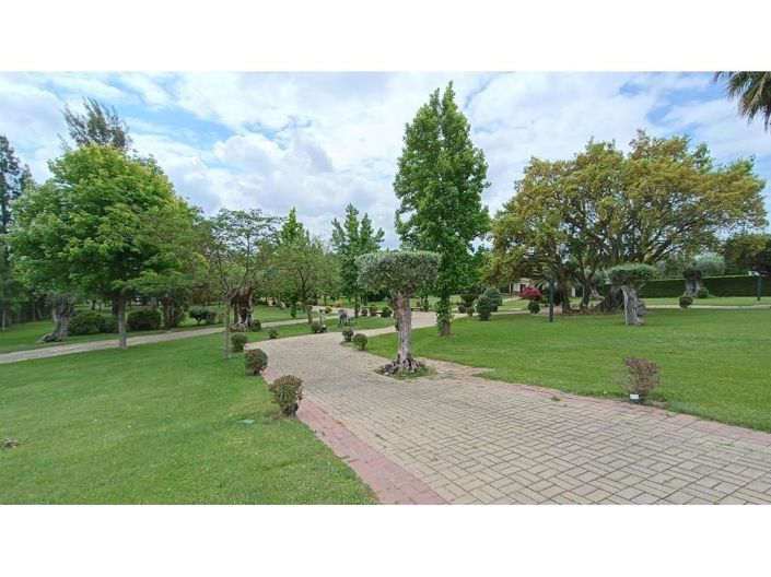 Image No.13-3 Bed House for sale