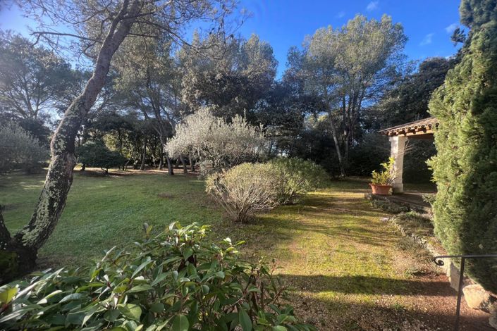 Image No.12-3 Bed House for sale