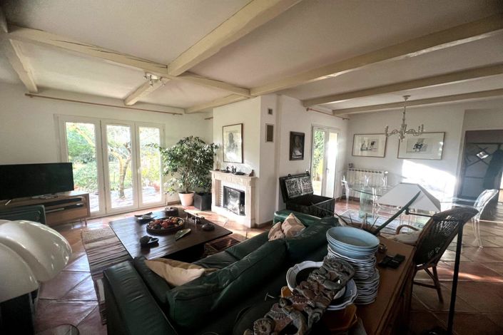 Image No.2-3 Bed House for sale