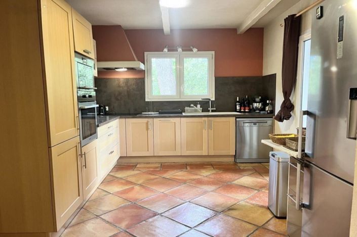 Image No.3-3 Bed House for sale