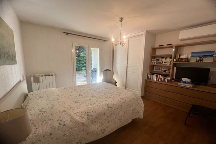 Image No.5-3 Bed House for sale