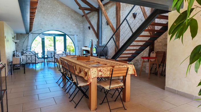 Image No.22-9 Bed House for sale