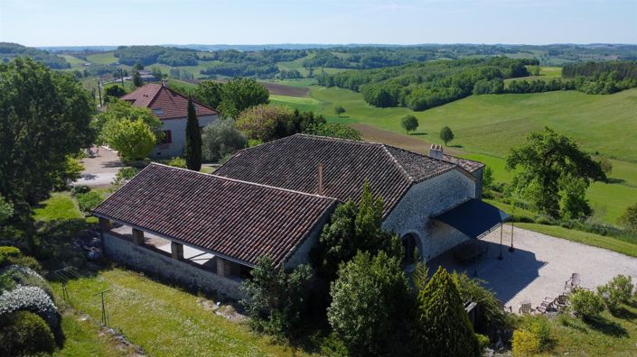 Image No.4-9 Bed House for sale