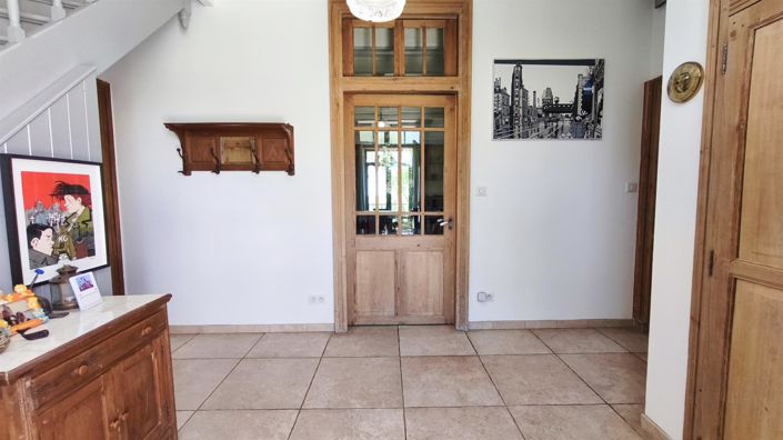 Image No.7-9 Bed House for sale