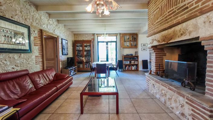 Image No.9-9 Bed House for sale