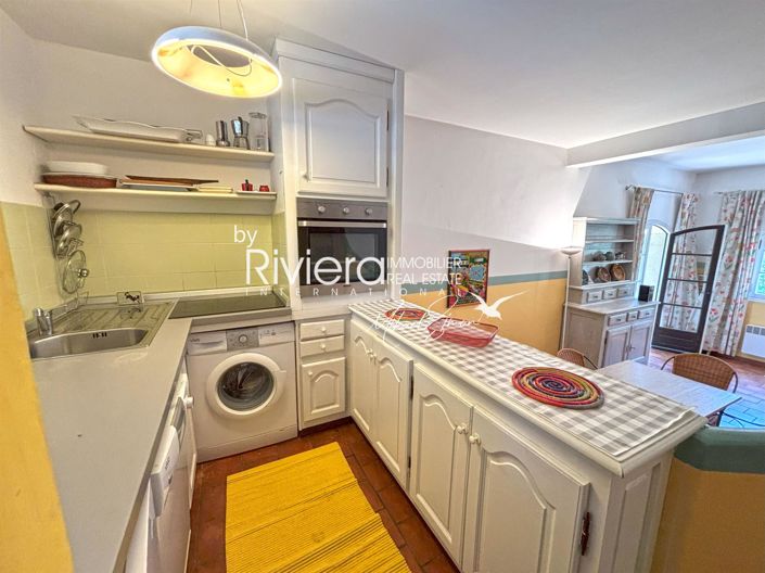 Image No.8-3 Bed Apartment for sale