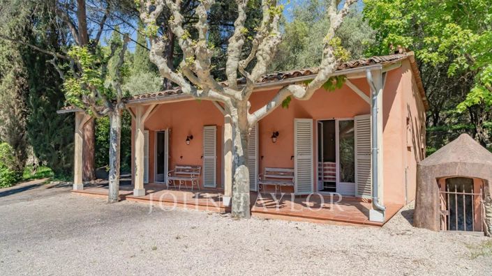 Image No.24-9 Bed House for sale