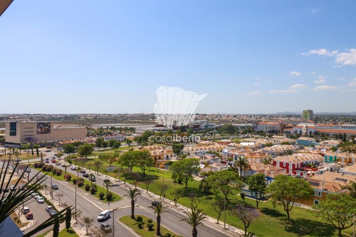Image No.1-5 Bed Apartment for sale