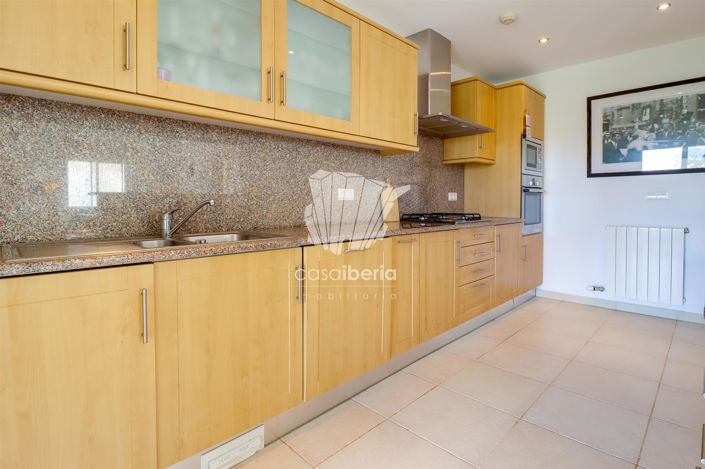 Image No.17-2 Bed Apartment for sale