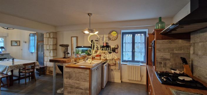 Image No.8-4 Bed House for sale