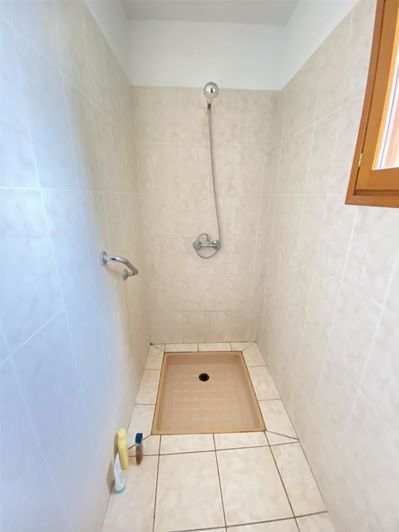 Image No.11-4 Bed House for sale