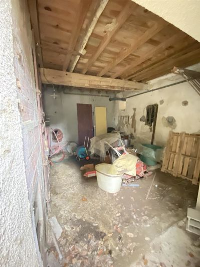 Image No.19-4 Bed House for sale