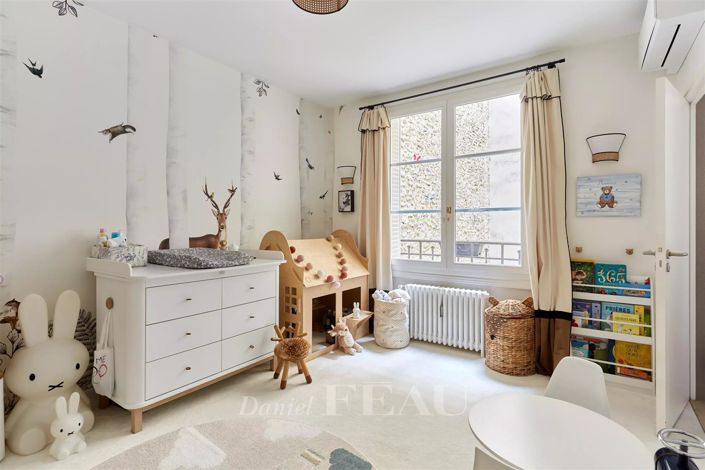 Image No.10-4 Bed Apartment for sale