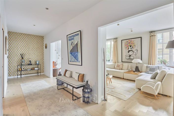 Image No.2-4 Bed Apartment for sale