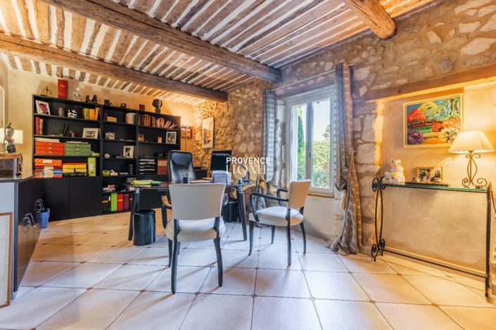 Image No.11-5 Bed House for sale