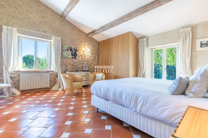 Image No.17-5 Bed House for sale