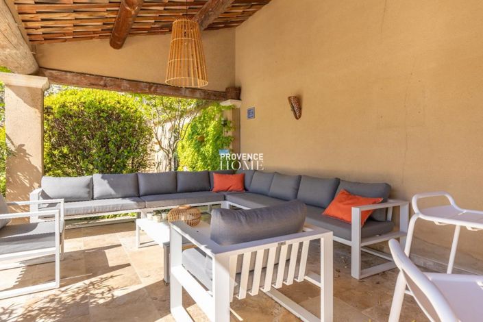 Image No.18-5 Bed House for sale