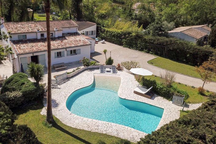 Image No.1-5 Bed House for sale