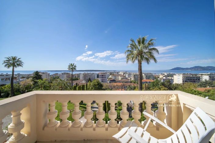 Image No.1-4 Bed Apartment for sale
