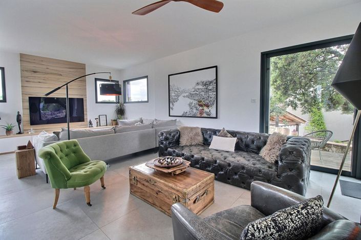 Image No.7-4 Bed House for sale