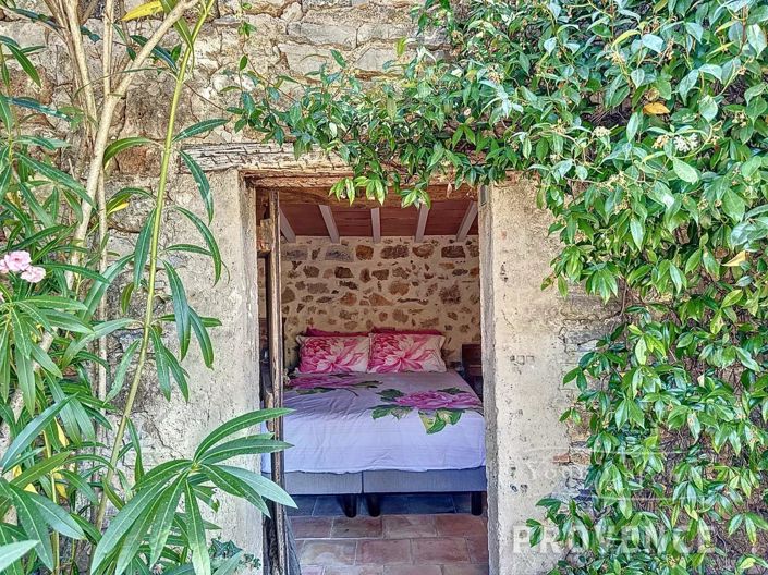 Image No.16-5 Bed House for sale