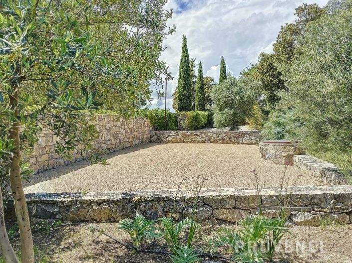 Image No.12-6 Bed House for sale