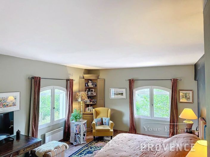 Image No.15-6 Bed House for sale