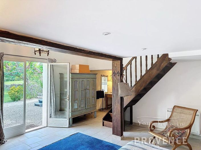 Image No.19-6 Bed House for sale