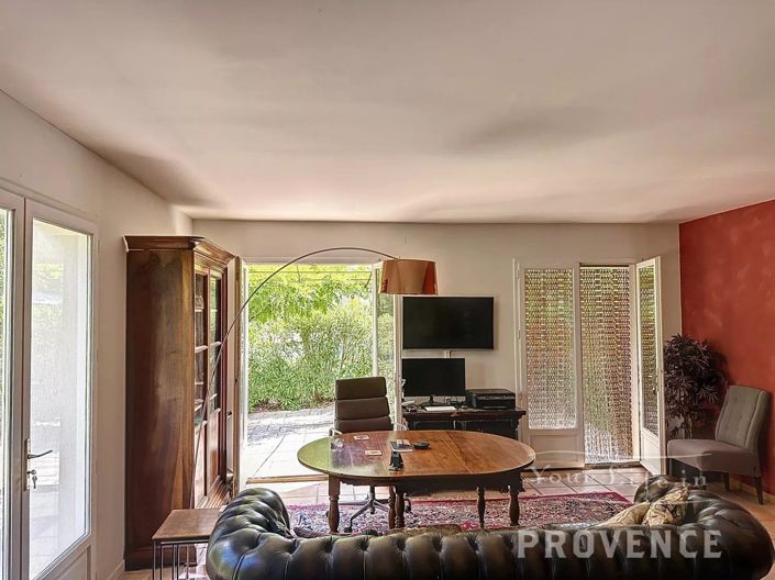 Image No.29-6 Bed House for sale