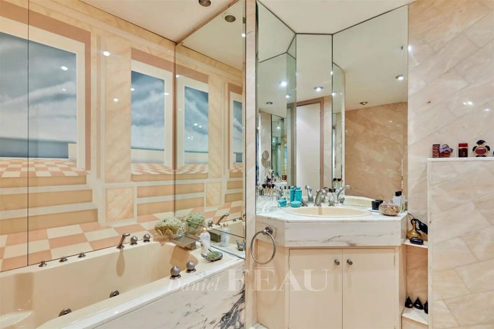 Image No.12-2 Bed Apartment for sale