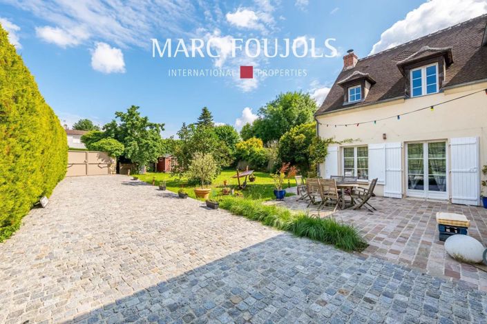 Image No.1-6 Bed House for sale