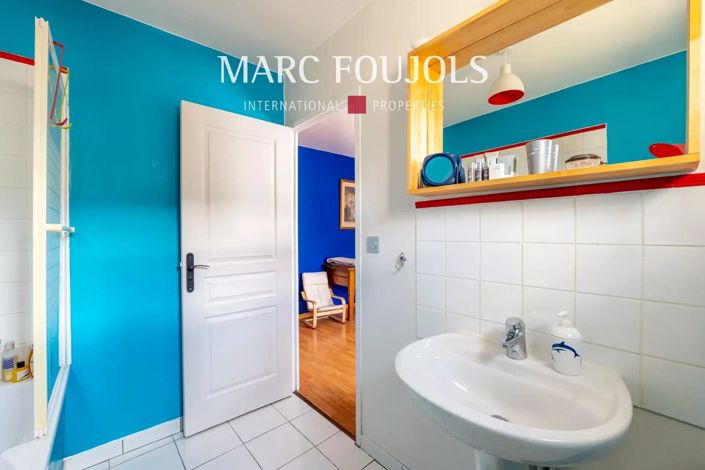 Image No.14-6 Bed House for sale