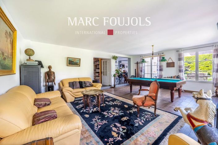 Image No.5-6 Bed House for sale