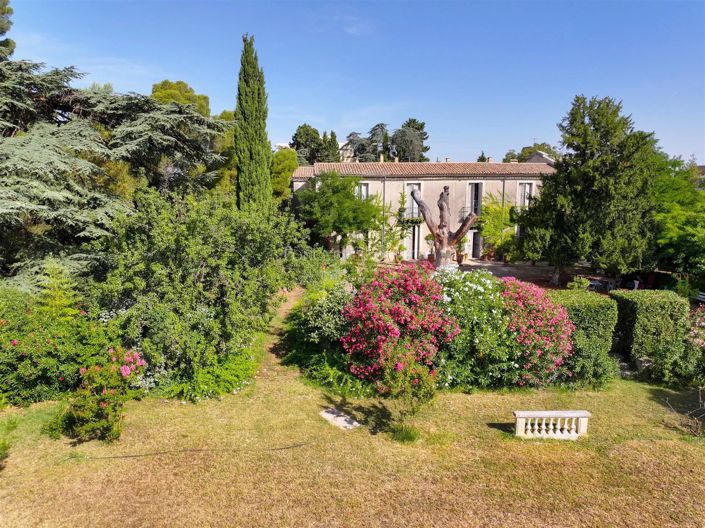 Image No.1-6 Bed House for sale