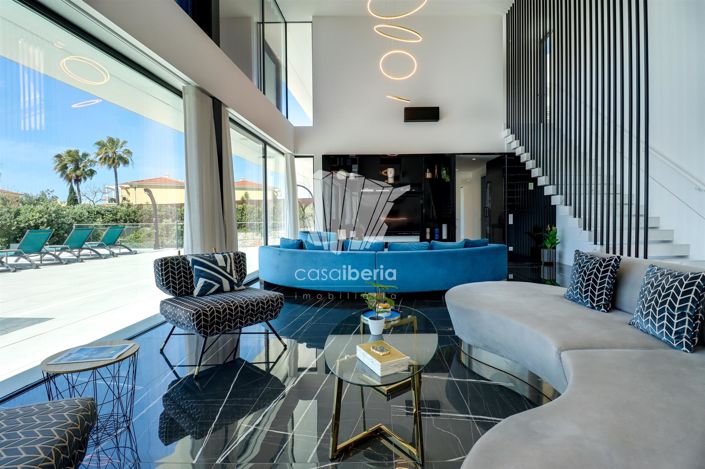 Image No.17-5 Bed House for sale