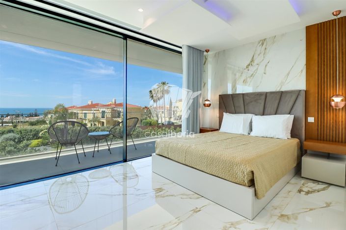 Image No.45-5 Bed House for sale