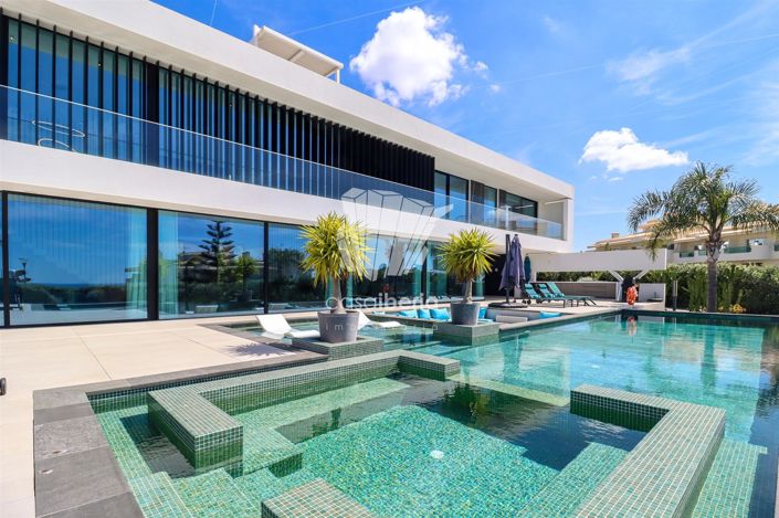 Image No.5-5 Bed House for sale