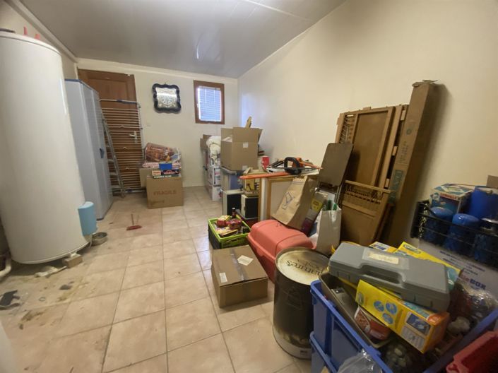 Image No.7-2 Bed House for sale